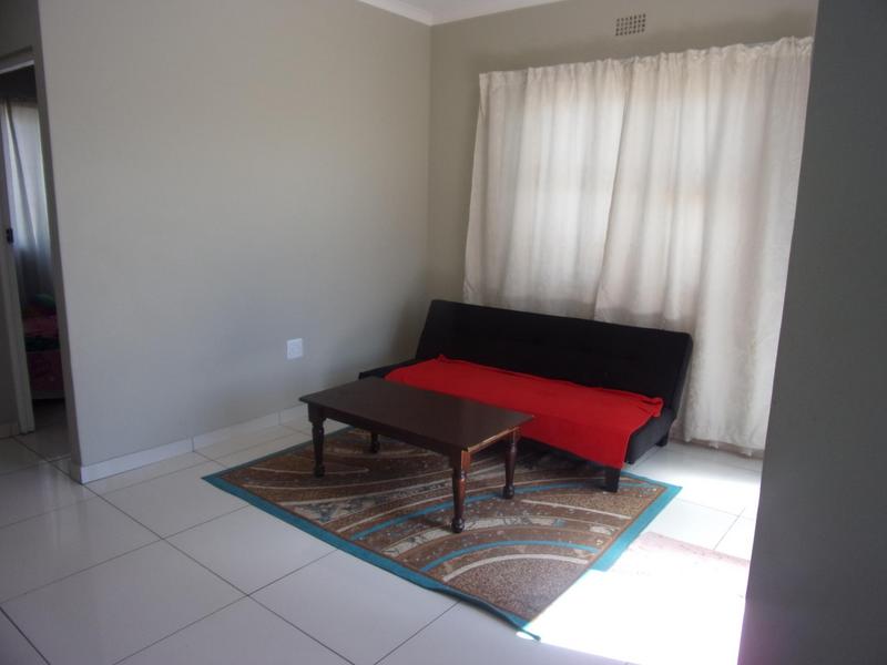 To Let 3 Bedroom Property for Rent in Madeira Park Eastern Cape